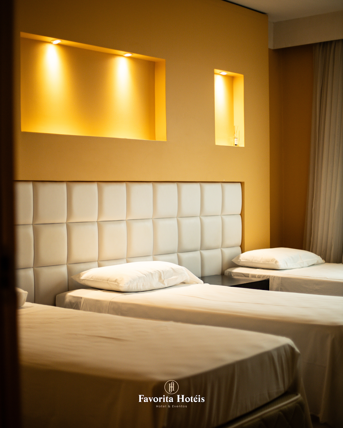 Favorita Golden Hotel & Eventos